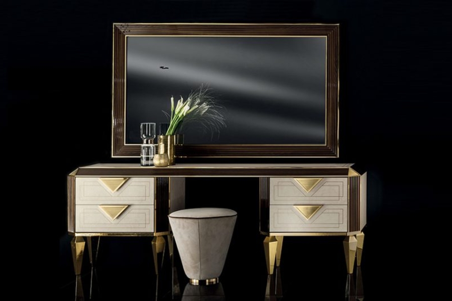 Contemporary bedroom: precious golden details complete the aesthetic look of the Diamante commode