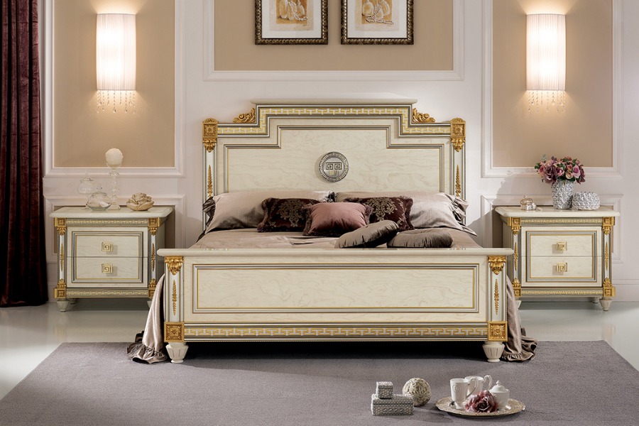Creating a sophisticated space with Arredoclassic elegant bedroom sets-5