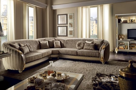 klassieke Italiaanse woonkamer stijl: hoe een ruimte elegant te versieren 2