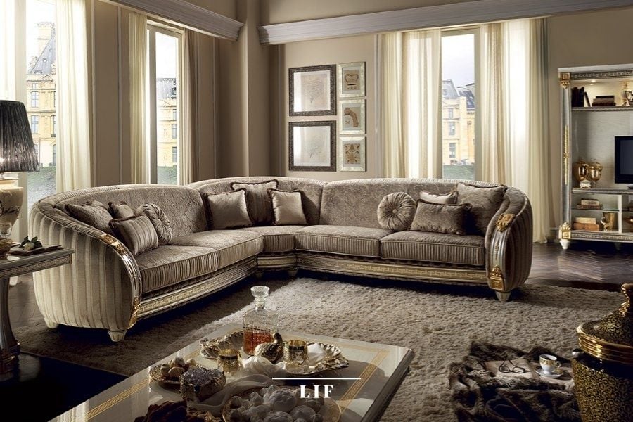 classic sofa colors: neutral but not aseptic shade