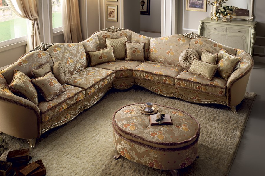 The elegance of a neoclassical style sofa: The Arredoclassic collections 9
