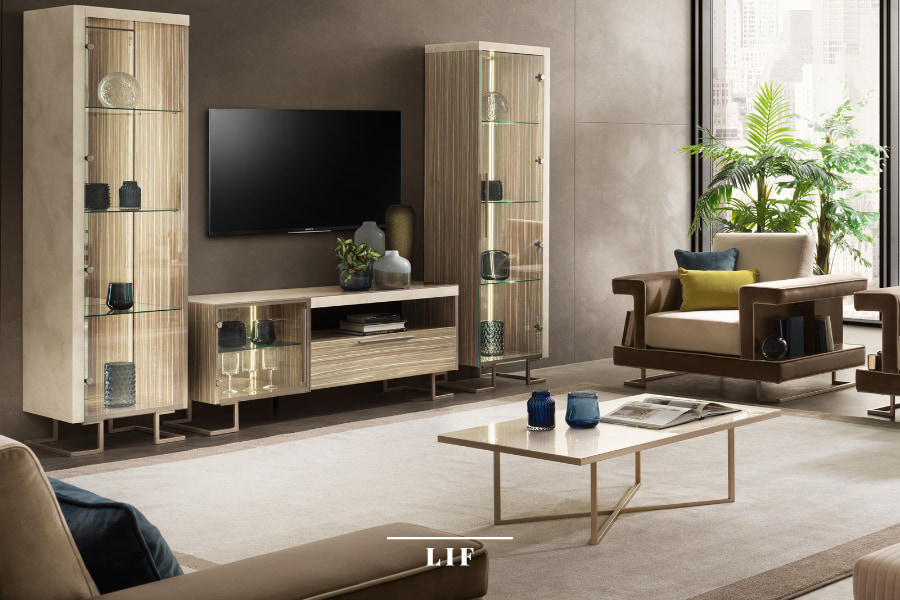 Contemporary living room: Luce Light