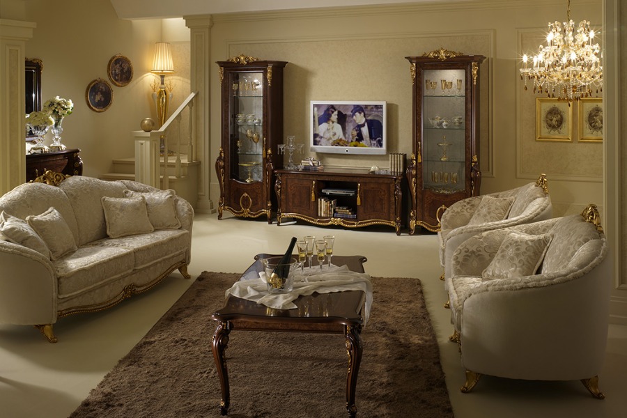 Lightness and elegance of a Renaissance style living room: the Donatello Collection 3