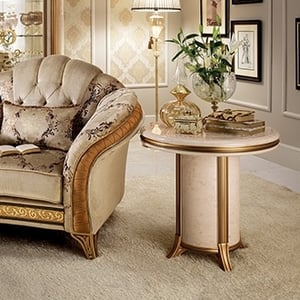 tips to create your elegant living room-table