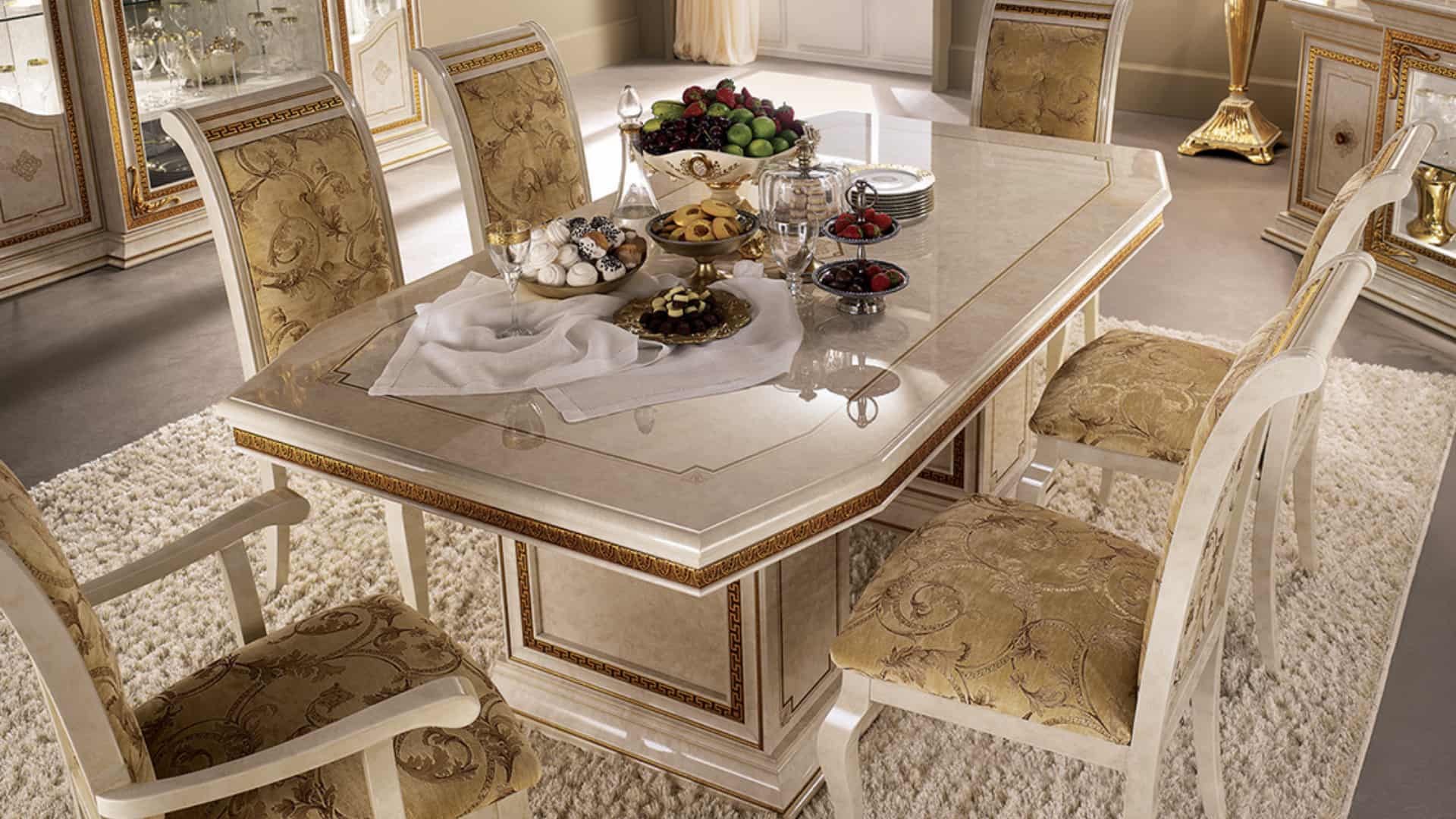 Neoclassical dining table: how to choose the best one for your dining room